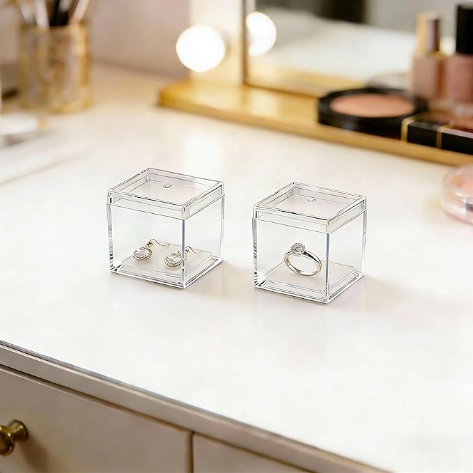 KissYou Small Acrylic Box with Lid Clear Candy Boxes Acrylic Square Cube 4 Pieces Display Case Transparent Jewelry Storage Box Party Decorative Boxes