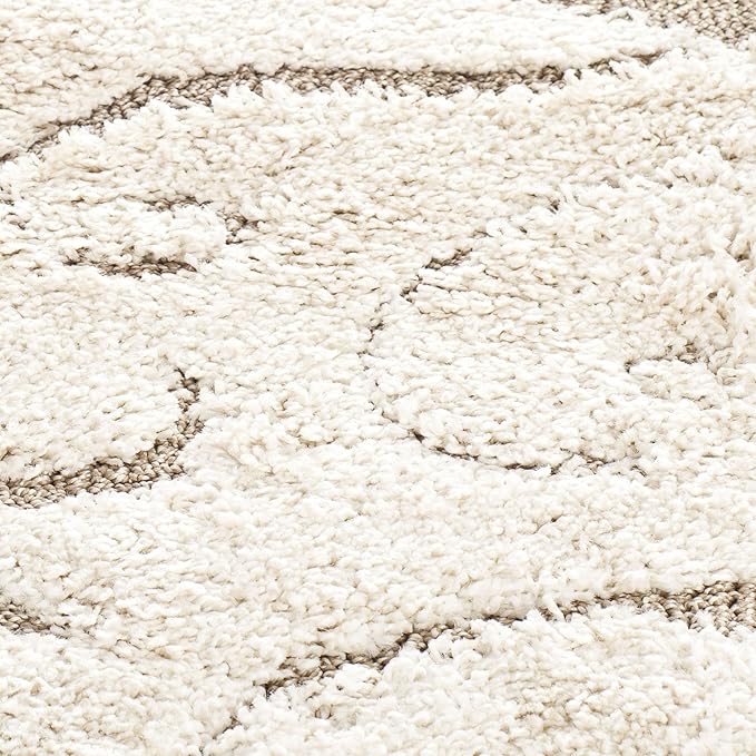 SAFAVIEH Florida Shag Collection Area Rug - 4' Square, Cream & Beige, Damask Design, Non-Shedding & Easy Care, 1.2-inch Thick Ideal for High Traffic Areas in Living Room, Bedroom (SG462-1113)