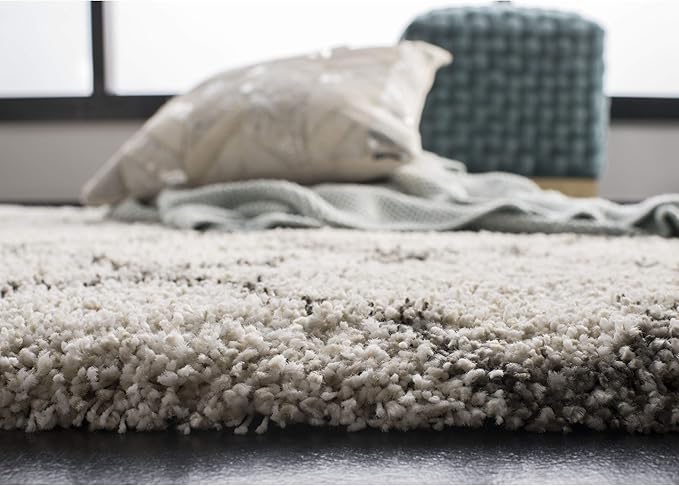 SAFAVIEH Hudson Shag Collection Runner Rug - 2'3" x 6', Ivory & Grey, Moroccan Trellis Design, Non-Shedding & Easy Care, 2-inch Thick Ideal for High Traffic Areas in Living Room, Bedroom (SGH282A)