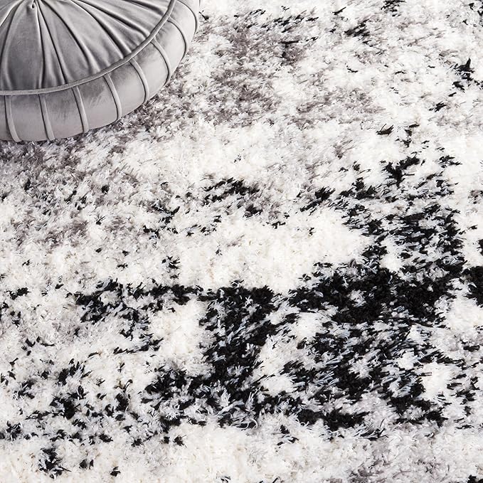 SAFAVIEH Lindsay Shag Collection Area Rug - 6'7" Square, Grey & Black Ivory, Modern Design, 1.8-inch Thick, Ideal for High Traffic Area in Living Room, Bedroom, Dining (LNS556G-7SQ)