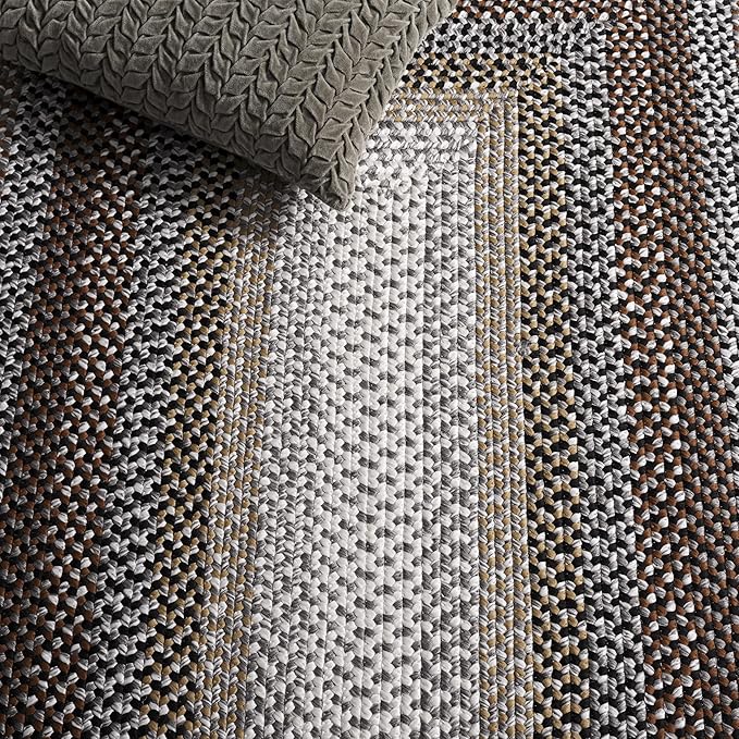 SAFAVIEH Washable Rug Outdoor Braided Collection - 5' Square, Brown & Multi, Handmade & Reversible, Non-Shedding & Easy to Clean, Ideal for Patio, Backyard, Mudroom (BRD308T)