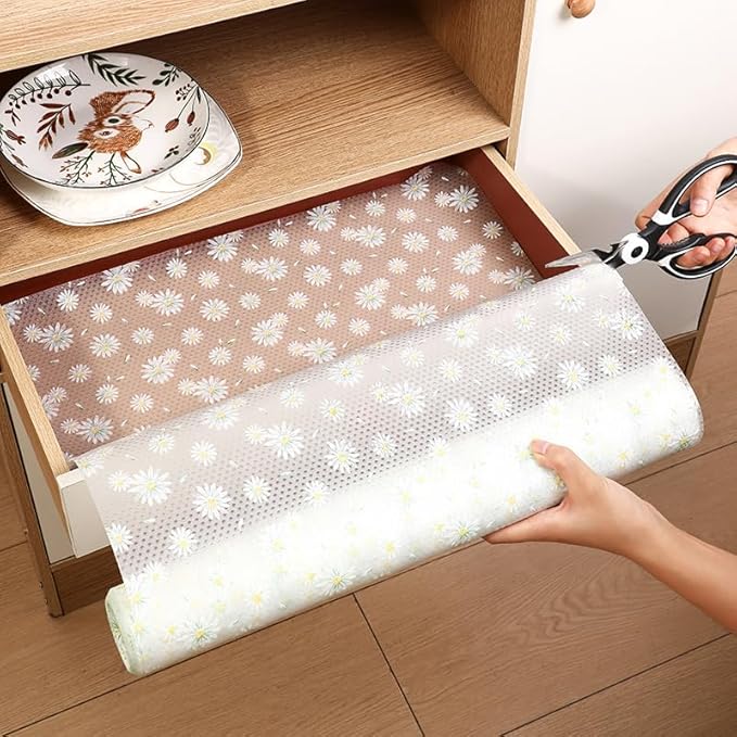 Daisy Flower Shelf Liner for Kitchen Cabinets, Non-Adhesive Drawer Liners, Non-Slip Refrigerator Mat, Washable EVA Cabinet Liner for Pantry, Fridge, Closet, Cupboard, 12" x 59"