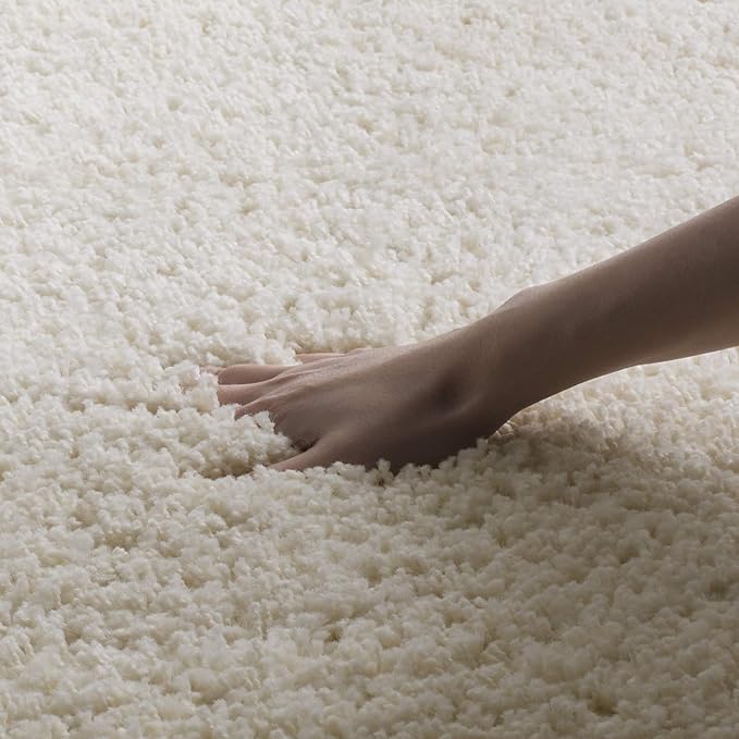SAFAVIEH Santa Monica Shag Collection 4' x 6' Ivory SGN725 Solid Non-Shedding Living Room Bedroom Dining Room Entryway Plush 2-inch Thick Area Rug