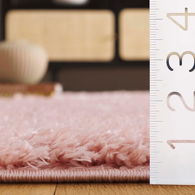 SAFAVIEH Lindsay Shag Collection Square Rug - 6'7" Square, Pink, Contemporary Design, Ideal for High Traffic Areas in Bedroom, Dining Room & Kitchen (LNS560U-7SQ)