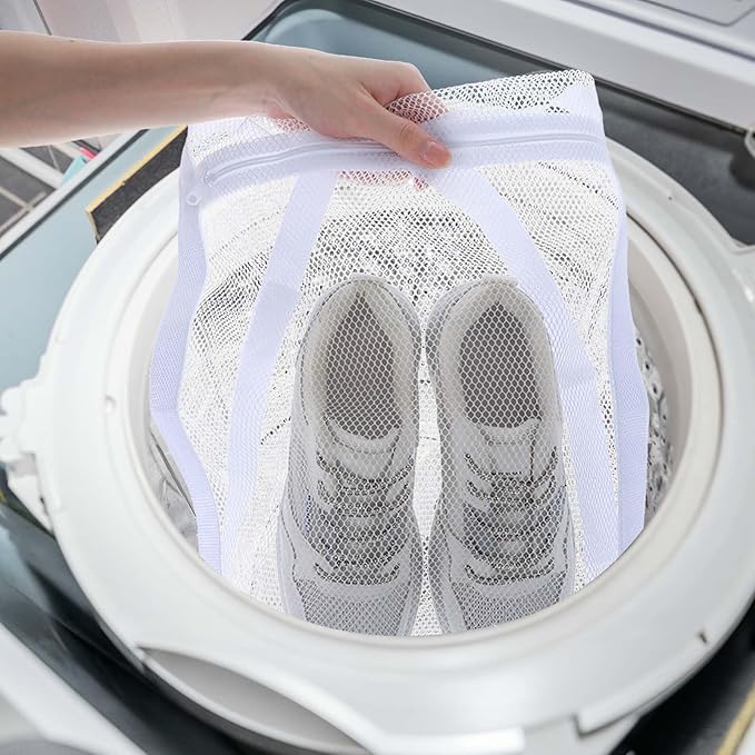 2Pcs Shoe Washing Machine Bag, Laundry Shoe Bag for Washer and Dryer, Reusable Sneaker Wash Dry Net Bags with Strap And Zipper Shoes Dryer Bags Laundry Accessories14.9 x16.5 Inch