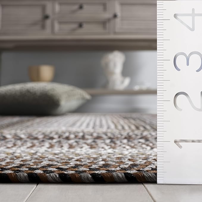 SAFAVIEH Washable Rug Outdoor Braided Collection - 5' Square, Brown & Multi, Handmade & Reversible, Non-Shedding & Easy to Clean, Ideal for Patio, Backyard, Mudroom (BRD308T)