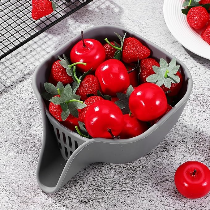 Kitchen Drainage Basket with Spout: Silicone Drain Basket for Food - Kitchen Essentials Drainage for Sink - Multifunctional Strainers and Colanders for Fruits Vegetables Pasta