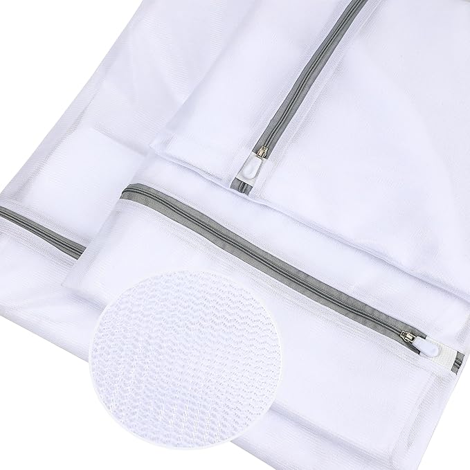 Laundry Wash Bags for Delicates, 3-Pack Fine Mesh Garment Bags with Zipper (Large, Medium, Small Sizes)