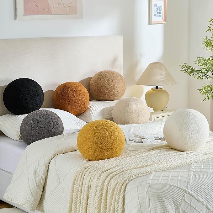 11.8 inch Ball Pillow Round Decorative Pillow Black Sphere Shaped Throw Pillows Soft Nordic Style Boucle Pillows Cushion for Bed Couch Living Sofa Room Decor
