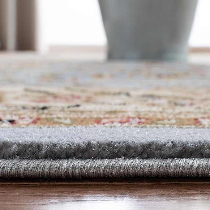 SAFAVIEH Lyndhurst Collection Area Rug - 6' Round, Light Blue & Ivory, Traditional Oriental Design, Non-Shedding & Easy Care, Ideal for High Traffic Areas in Living Room, Bedroom (LNH312B)