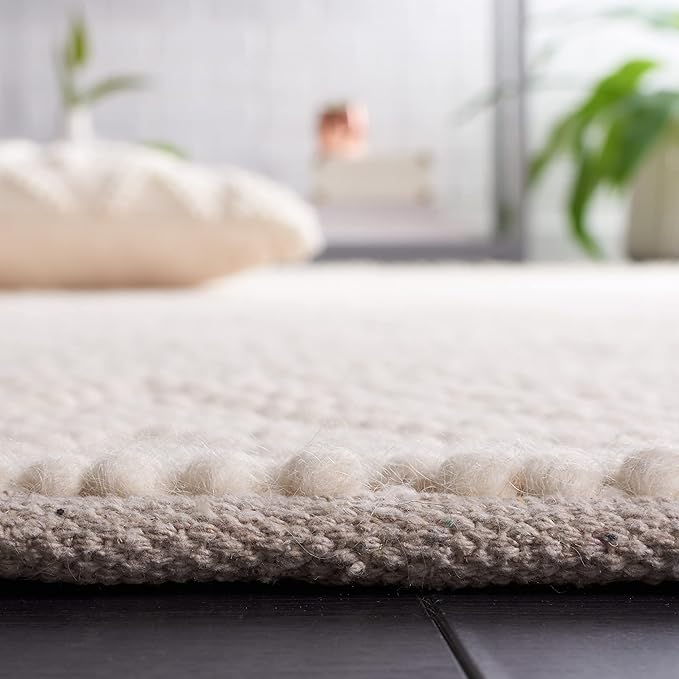 SAFAVIEH Natura Collection Area Rug - 6' x 9', Ivory, Handmade Moroccan Boho Trellis Wool, Ideal for High Traffic Areas in Living Room, Bedroom (NAT224A)