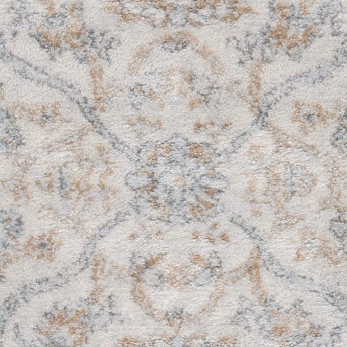 SAFAVIEH Isabella Collection Accent Rug - 3' x 5', Cream & Beige, Oriental Design, Non-Shedding & Easy Care, Ideal for High Traffic Areas in Entryway, Living Room, Bedroom (ISA912A)
