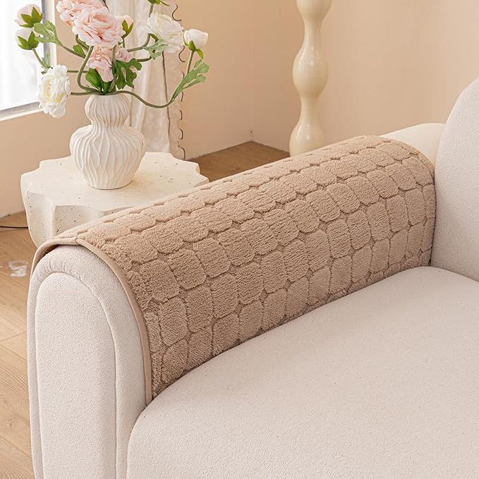 Velvet Sofa Covers Washable, Plush Warm Couch Cover for Single Seater Sofa, Funny Fuzzy Couch Covers for Pets&Kids, Non-Slip Sectional Sofa Cover(1PC, Khaki, 35.4"×35.4", Single Seater)