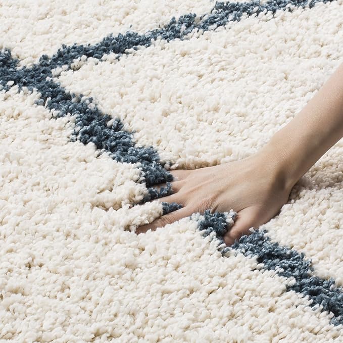 SAFAVIEH Hudson Shag Collection Runner Rug - 2'3" x 8', Ivory & Slate Blue, Modern Trellis Design, Non-Shedding & Easy Care, 2-inch Thick Ideal for High Traffic Areas in Living Room, Bedroom (SGH281T)