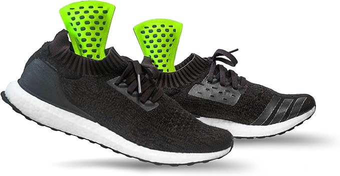 Remodeez Shoe Deodorizer and Odor Eliminator, Natural Coconut, Nontoxic Coconut Activated Charcoal, Natural Air Fresheners, Moisture & Odor Absorber for Shoe (Green, 1-Pair)