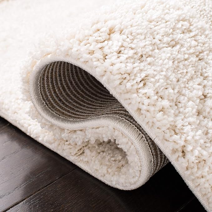 SAFAVIEH Florida Shag Collection Area Rug - 6'7" Square, Creme & Creme, Border Design, Non-Shedding & Easy Care, 1.2-inch Thick Ideal for High Traffic Areas in Living Room, Bedroom (SG454-1111)