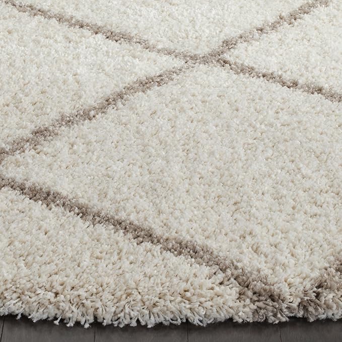 SAFAVIEH Hudson Shag Collection Accent Rug - 2'3" x 3'9", Grey & Ivory, Trellis Design, Non-Shedding & Easy Care, 2-inch Thick Ideal for High Traffic Areas in Foyer, Living Room, Bedroom (SGH281B)
