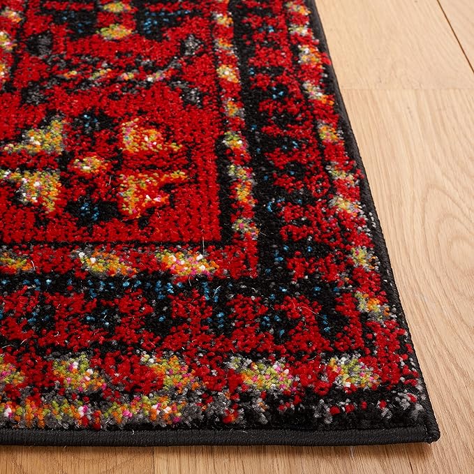 SAFAVIEH Vintage Hamadan Collection Accent Rug - 4' x 6', Red & Light Blue, Persian Design, Non-Shedding & Easy Care, Ideal for High Traffic Areas in Entryway, Living Room, Bedroom (VTH213Q)