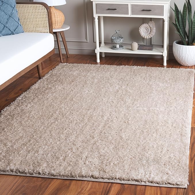 SAFAVIEH Lindsay Shag Collection Area Rug - 4' x 6', Beige, Contemporary Design, Ideal for High Traffic Areas in Living Room, Bedroom & Dining Room (LNS560B-4)
