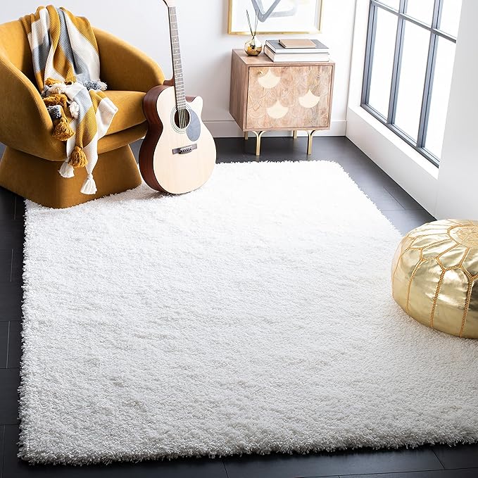 SAFAVIEH Santa Monica Shag Collection 4' x 6' White SGN725 Solid Non-Shedding Living Room Bedroom Dining Room Entryway Plush 2-inch Thick Area Rug