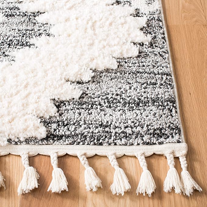 SAFAVIEH Moroccan Tassel Shag Collection Accent Rug - 3' x 5', Ivory & Grey, Boho Design, Non-Shedding & Easy Care, 2-inch Thick Ideal for High Traffic Areas in Foyer, Living Room, Bedroom (MTS652F)