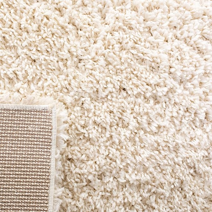 SAFAVIEH August Shag Collection Area Rug - 5' Square, Ivory, Solid Design, Non-Shedding & Easy Care, 1.5-inch Thick Ideal for High Traffic Areas in Living Room, Bedroom (AUG200C)