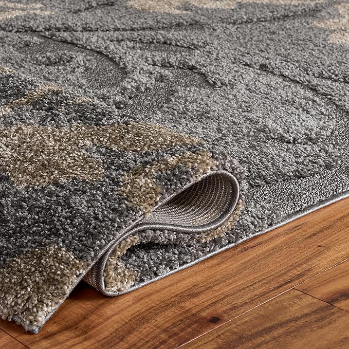 SAFAVIEH Florida Shag Collection Area Rug - 6'7" Square, Grey & Beige, Floral Design, Non-Shedding & Easy Care, 1.2-inch Thick Ideal for High Traffic Areas in Living Room, Bedroom (SG458-8013)