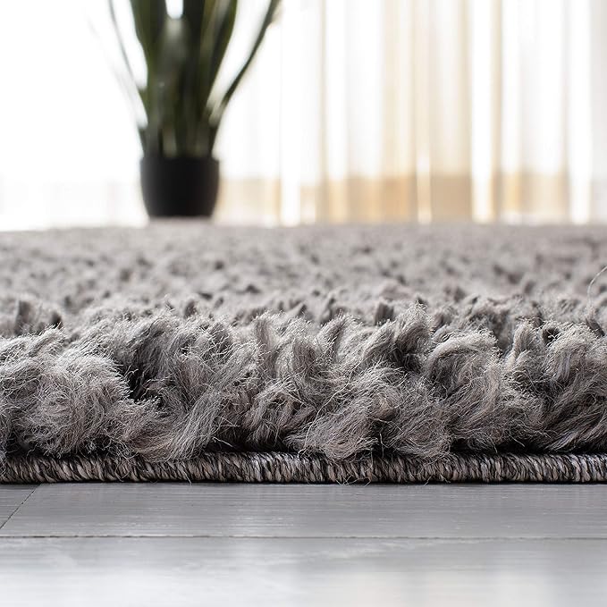 SAFAVIEH August Shag Collection Area Rug - 5'3" x 7'6", Grey, Solid Design, Non-Shedding & Easy Care, 1.5-inch Thick Ideal for High Traffic Areas in Living Room, Bedroom (AUG200F)