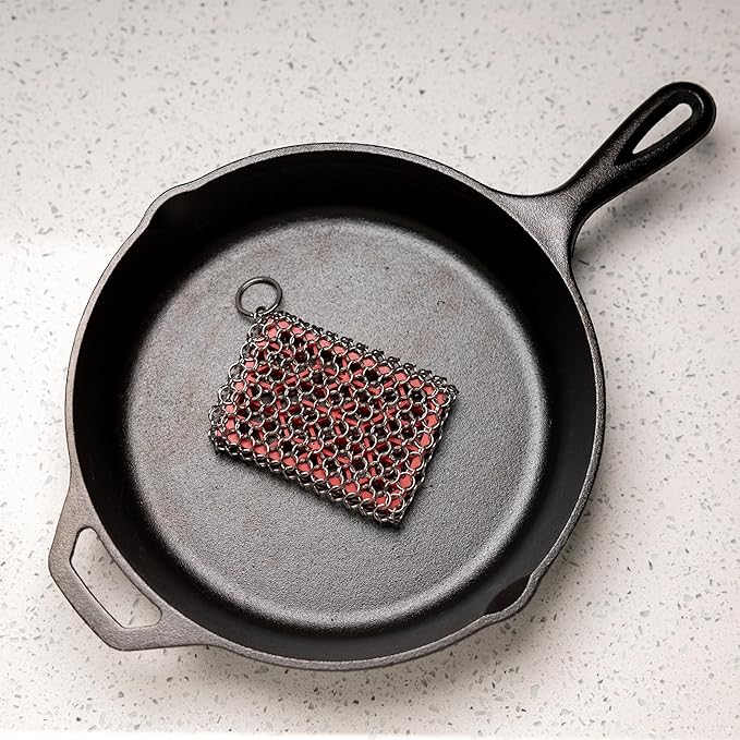 Outset Chain Mail Cast Iron Cleaner and Scrubber Tool with Silicone Support Pad