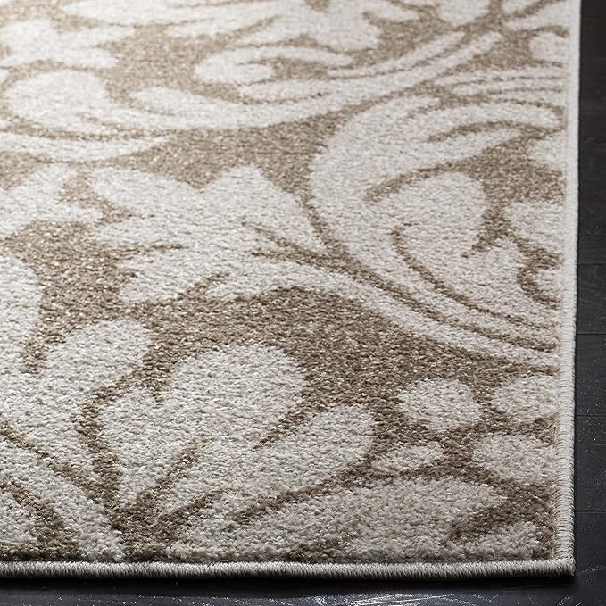 SAFAVIEH Amherst Collection Area Rug - 5'3" x 8', Wheat & Beige, Floral Design, Non-Shedding & Easy Care, Ideal for High Traffic Areas in Living Room, Bedroom (AMT425S)