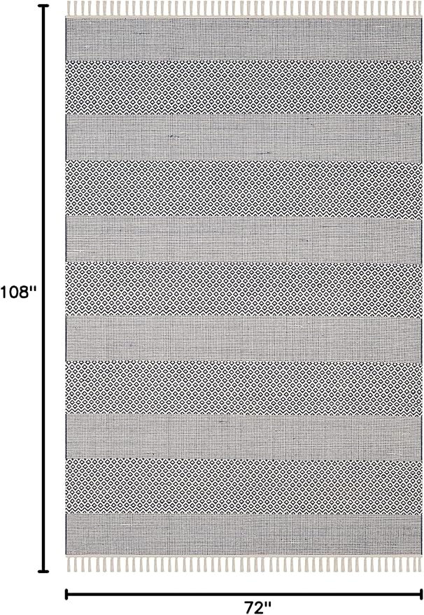 SAFAVIEH Montauk Collection Area Rug - 6' x 9', Ivory & Navy, Handmade Flat Weave Boho Farmhouse Cotton Tassel Fringe, Ideal for High Traffic Areas in Living Room, Bedroom (MTK330B)