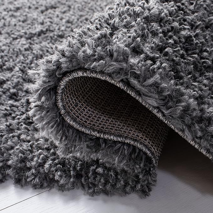 SAFAVIEH August Shag Collection Accent Rug - 3' x 5', Charcoal, Solid Design, Non-Shedding & Easy Care, 1.5-inch Thick Ideal for High Traffic Areas in Entryway, Living Room, Bedroom (AUG200H)
