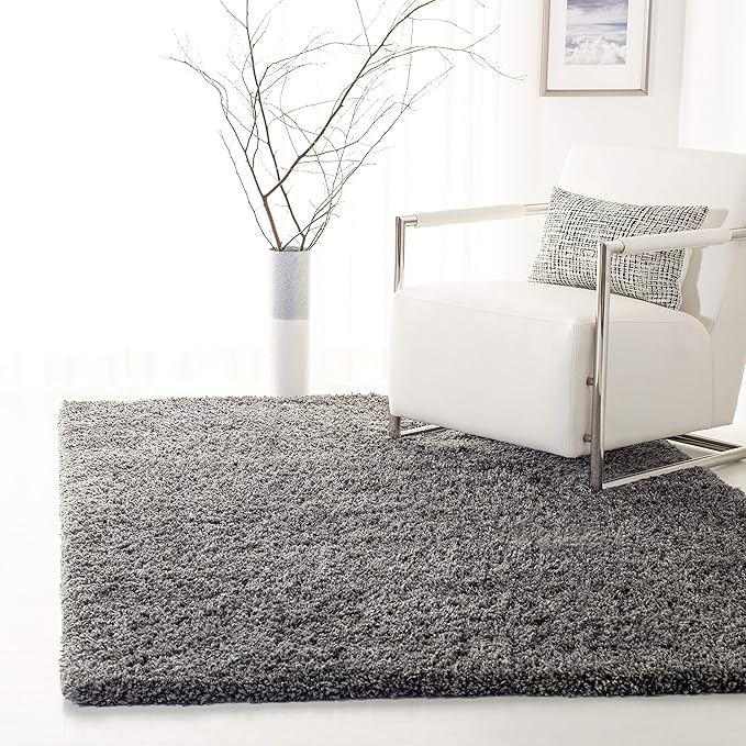 SAFAVIEH Fontana Shag Collection Accent Rug - 4' x 6', Silver, Solid Design, Non-Shedding & Easy Care, 2-inch Thick Ideal for High Traffic Areas in Entryway, Living Room, Bedroom (FNT800G)