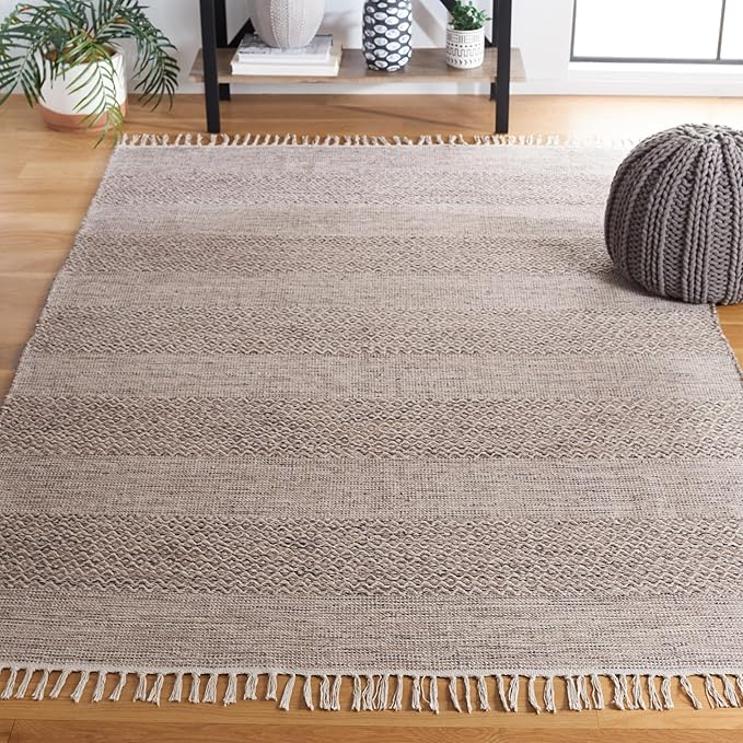 SAFAVIEH Montauk Collection Accent Rug - 4' x 6', Ivory & Steel Grey, Handmade Flat Weave Boho Farmhouse Cotton Tassel Fringe, Ideal for High Traffic Areas in Entryway, Living Room, Bedroom (MTK330M)