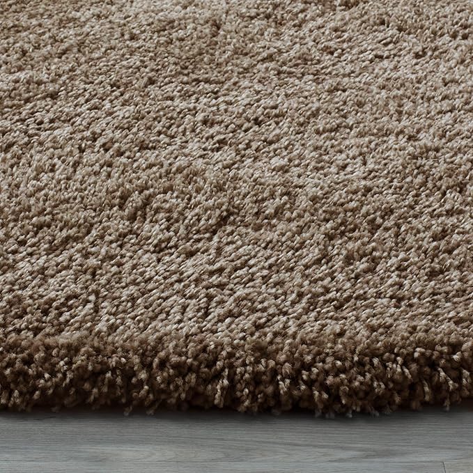 SAFAVIEH Santa Monica Shag Collection 6'7" Round Taupe SGN725 Solid Non-Shedding Living Room Bedroom Dining Room Entryway Plush 2-inch Thick Area Rug