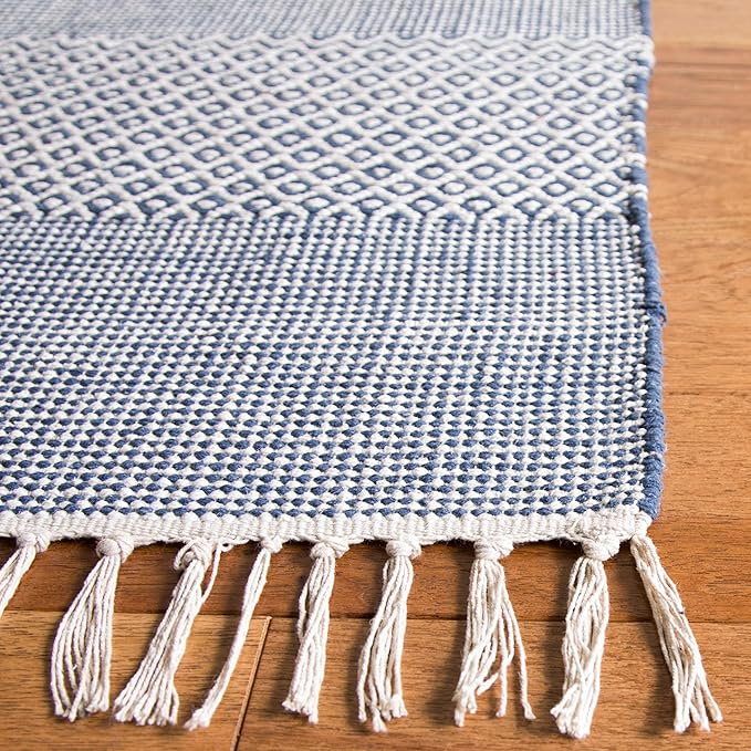 SAFAVIEH Montauk Collection Area Rug - 9' x 12', Ivory & Navy, Handmade Flat Weave Boho Farmhouse Cotton Tassel Fringe, Ideal for High Traffic Areas in Living Room, Bedroom (MTK330B)