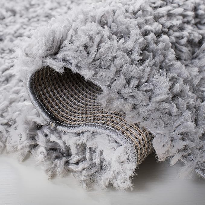 SAFAVIEH August Shag Collection Area Rug - 4' Square, Silver, Solid Design, Non-Shedding & Easy Care, 1.5-inch Thick Ideal for High Traffic Areas in Living Room, Bedroom (AUG200G)