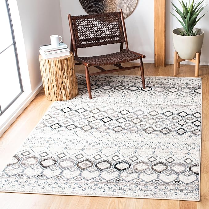 SAFAVIEH Amsterdam Collection Accent Rug - 4' x 6', Ivory & Grey, Moroccan Boho Design, Non-Shedding & Easy Care, Ideal for High Traffic Areas in Entryway, Living Room, Bedroom (AMS108A)