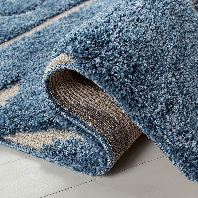SAFAVIEH Area Rug 8x10 - Florida Shag Collection - Large - Light Blue & Cream, Scroll Design, Non-Shedding & Easy to Clean, High-Low Plush Pile, Ideal for Living Room, Bedroom, Dining (SG455-6011)