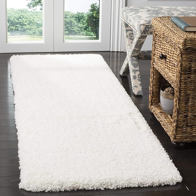 SAFAVIEH Santa Monica Shag Collection Accent Rug - 2'3" x 5', White, Solid Design, 2-inch Thick Ideal for High Traffic Areas in Living Room, Bedroom, Dining (SGN725-1010-25)