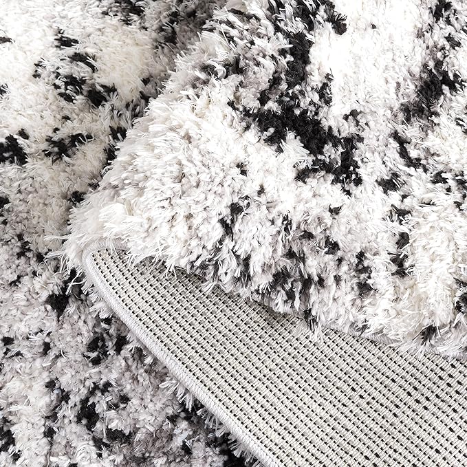 SAFAVIEH Lindsay Shag Collection Runner Rug - 2'2" x 8', Grey & Black Ivory, Modern Design, Plush 1.8-inch Thick, Ideal for High Traffic Areas in Living Room, Bedroom, Dining Room (LNS556G-28)