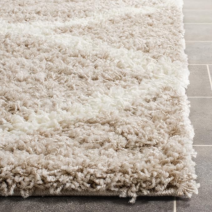 SAFAVIEH Dallas Shag Collection Accent Rug - 3' x 5', Beige & Ivory, Trellis Design, Non-Shedding & Easy Care, 1.5-inch Thick Ideal for High Traffic Areas in Entryway, Living Room, Bedroom (SGD257D)