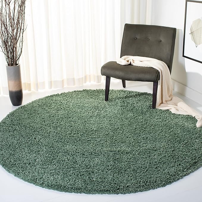 SAFAVIEH August Shag Collection 5' Round Green AUG200Y Solid Non-Shedding Living Room Bedroom Dining Room Entryway Plush 1.5-inch Thick Area Rug