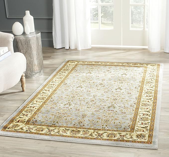 SAFAVIEH Lyndhurst Collection Area Rug - 4' Square, Light Blue & Ivory, Traditional Oriental Design, Non-Shedding & Easy Care, Ideal for High Traffic Areas in Living Room, Bedroom (LNH312B)