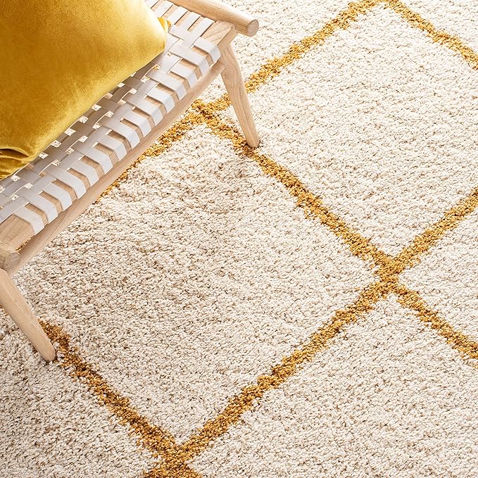SAFAVIEH Hudson Shag Collection Area Rug - 7' Square, Ivory & Gold, Modern Trellis Design, Non-Shedding & Easy Care, 2-inch Thick Ideal for High Traffic Areas in Living Room, Bedroom (SGH281E)