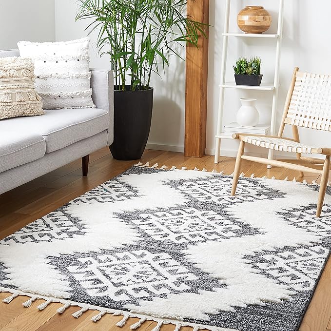 SAFAVIEH Moroccan Tassel Shag Collection Accent Rug - 4' x 6', Dark Grey & Ivory, Non-Shedding & Easy Care, 2-inch Thick Ideal for High Traffic Areas in Entryway, Living Room, Bedroom (MTS652H)