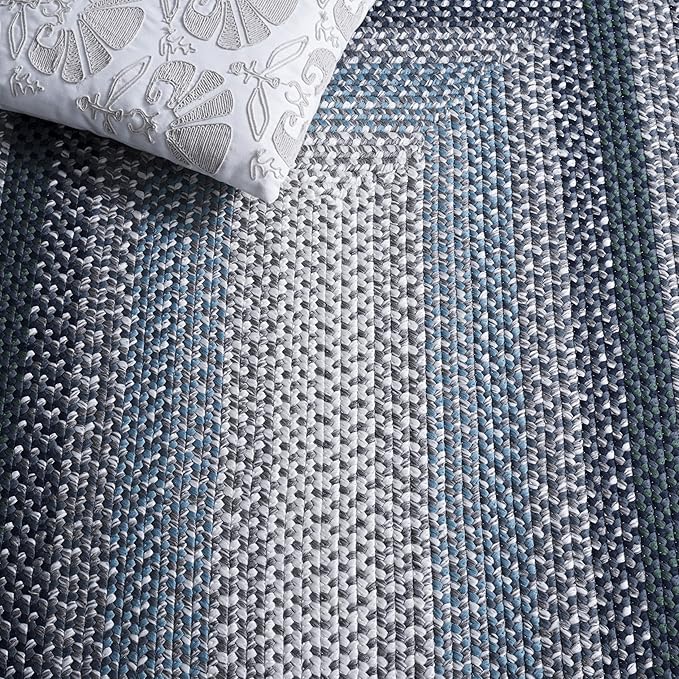 SAFAVIEH Washable Rug Outdoor Braided Collection - 4' x 6', Teal & Multi, Handmade & Reversible, Non-Shedding & Easy to Clean, Ideal for Patio, Backyard, Mudroom (BRD308J)