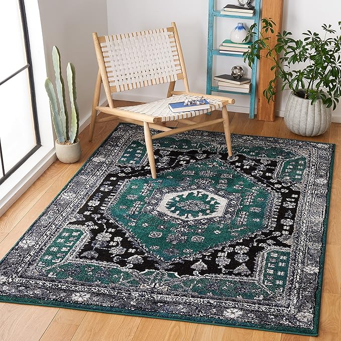 SAFAVIEH Vintage Hamadan Collection Accent Rug - 4' x 6', Green & Black, Traditional Oriental Design, Non-Shedding & Easy Care, Ideal for High Traffic Areas in Entryway, Living Room, Bedroom (VTH204Y)