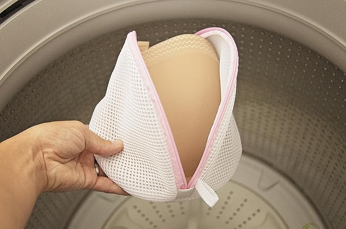 Evriholder Delicate Laundry Bra Wash Bag for Hosiery, Stocking, Underwear, Bra and Lingerie, Intimates, Reusable Travel Wash Bag, White