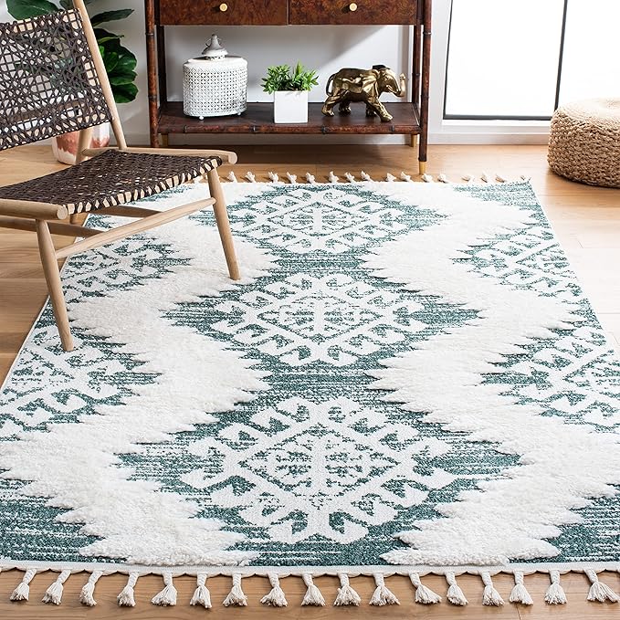 SAFAVIEH Moroccan Tassel Shag Collection Accent Rug - 4' x 6', Green & Ivory, Boho Design, Non-Shedding & Easy Care, 2-inch Thick Ideal for High Traffic Areas in Foyer, Living Room, Bedroom (MTS652Y)